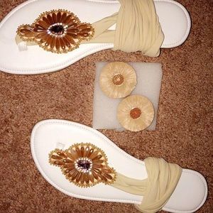 Holiday special 🎁 sandals earrings set